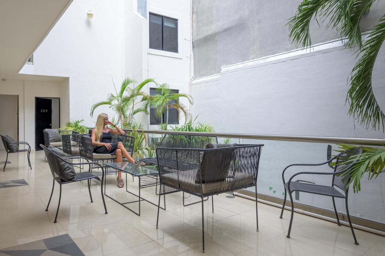 Aruma Hotel بلايا ديل كارمن المظهر الخارجي الصورة